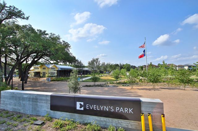 811 Woodstock, Bellaire, TX 77401