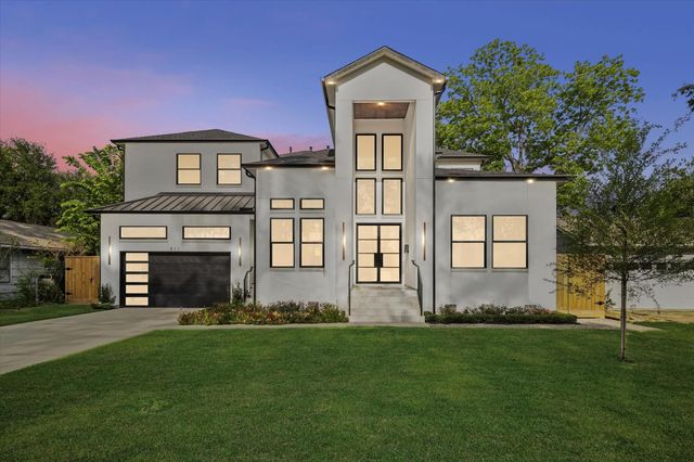 811 Woodstock, Bellaire, TX 77401