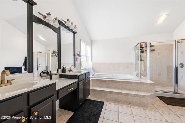562 Country Club Road, Easton, PA 18045