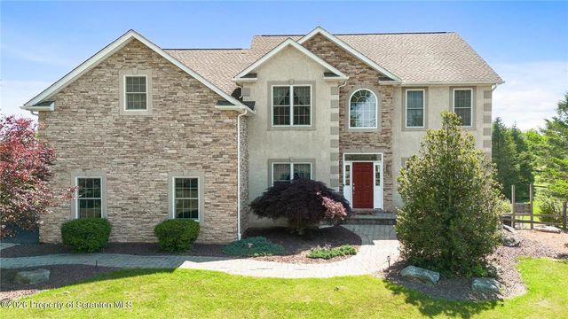 562 Country Club Road, Easton, PA 18045