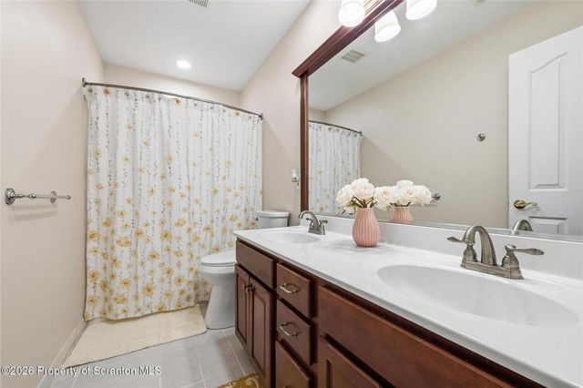 562 Country Club Road, Easton, PA 18045