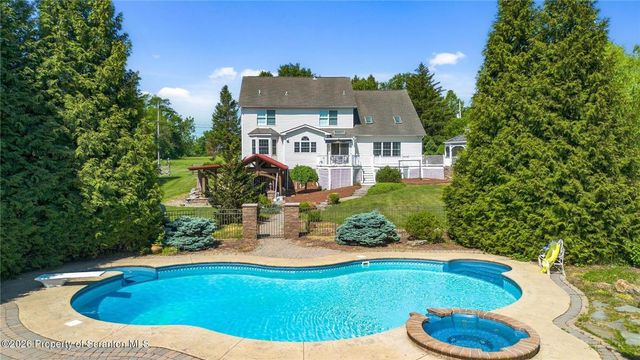 562 Country Club Road, Easton, PA 18045