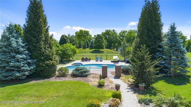 562 Country Club Road, Easton, PA 18045