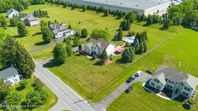 562 Country Club Road, Easton, PA 18045