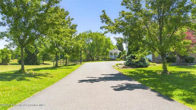 562 Country Club Road, Easton, PA 18045