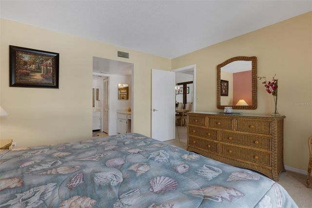 448 CERROMAR ROAD 289, Venice, FL 34293