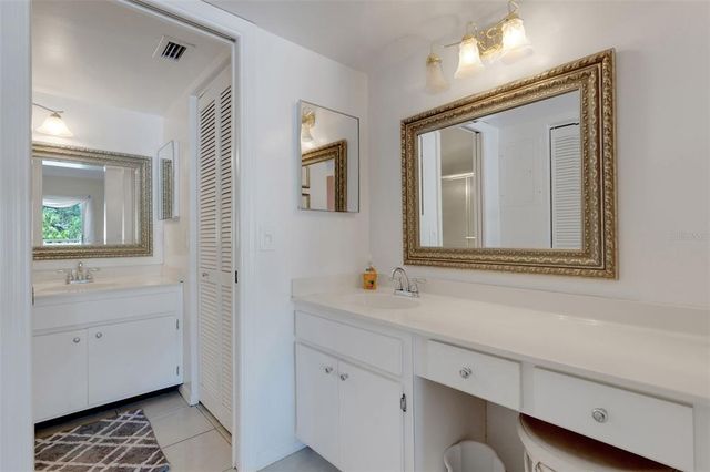 448 CERROMAR ROAD 289, Venice, FL 34293