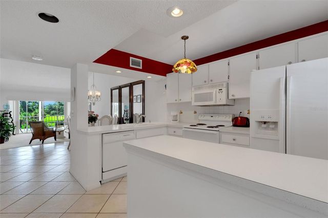 448 CERROMAR ROAD 289, Venice, FL 34293