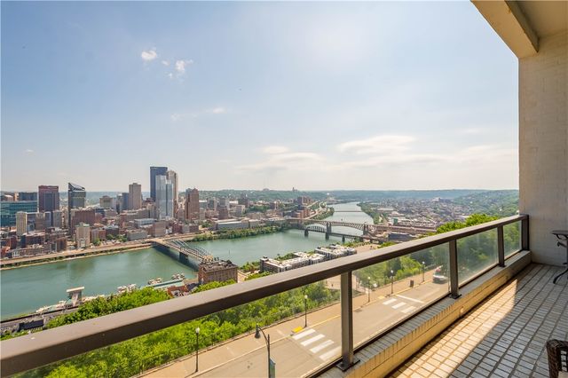 111 Grandview Ave 702, Mt Washington, PA 15211