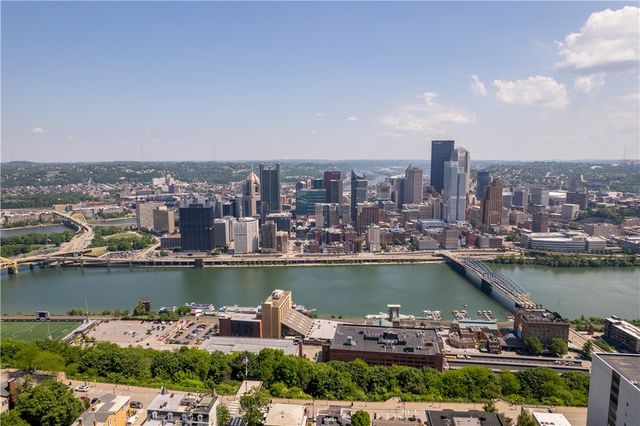 111 Grandview Ave 702, Mt Washington, PA 15211