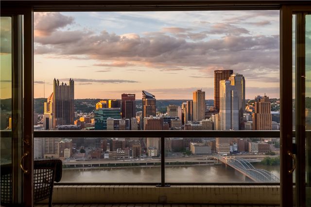 111 Grandview Ave 702, Mt Washington, PA 15211