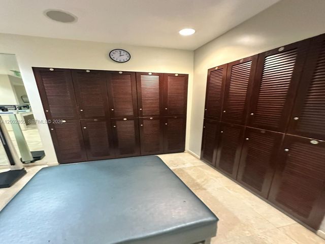 10275 Collins Ave 1428, Bal Harbour, FL 33154