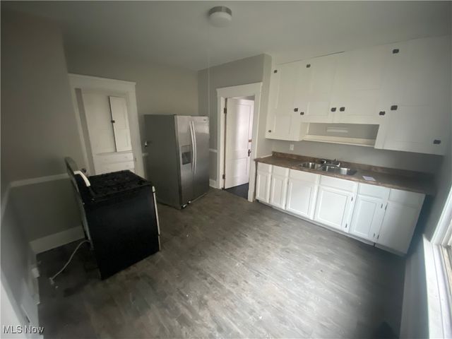 12514 Locke Avenue, Cleveland, OH 44108