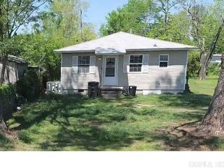 704 Smart Street, Jacksonville, AR 72076
