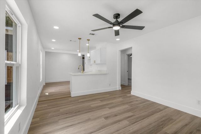 1808 Glenmore Avenue, Fort Worth, TX 76102