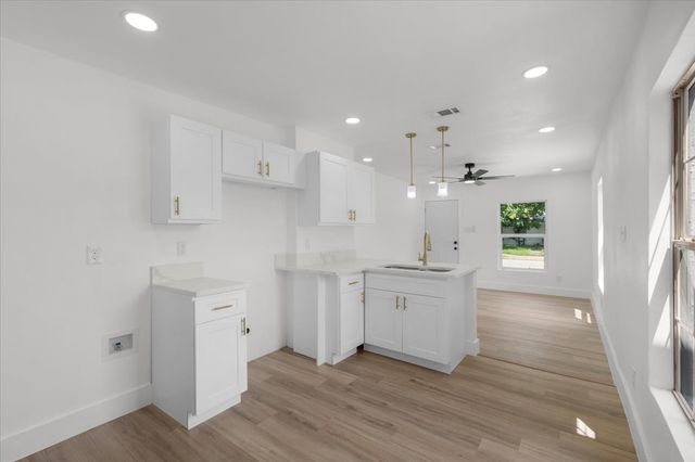 1808 Glenmore Avenue, Fort Worth, TX 76102