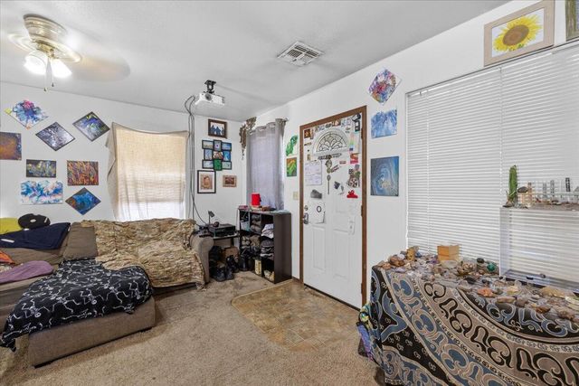 947 Murray Avenue, Medford, OR 97501