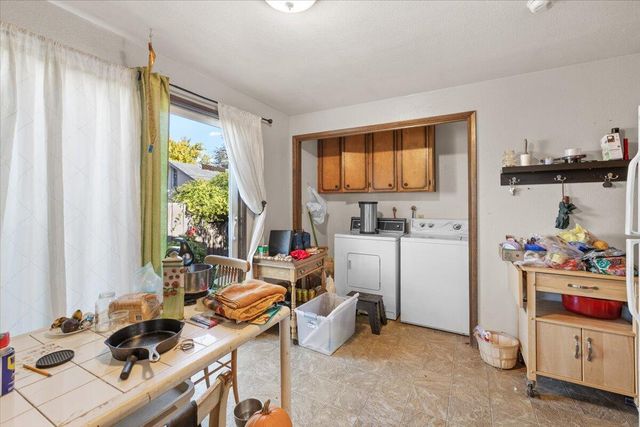 947 Murray Avenue, Medford, OR 97501