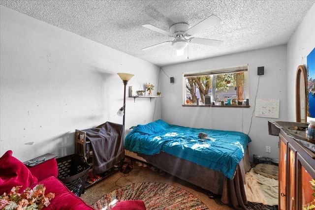 947 Murray Avenue, Medford, OR 97501