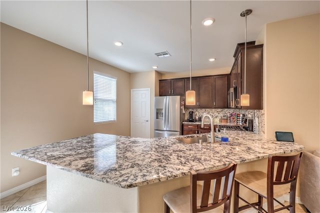 7885 Forspence Court, Las Vegas, NV 89166