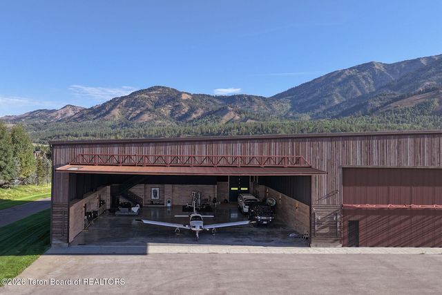 209 S REFUGE Parkway 25, Alpine, WY 83128 property photo