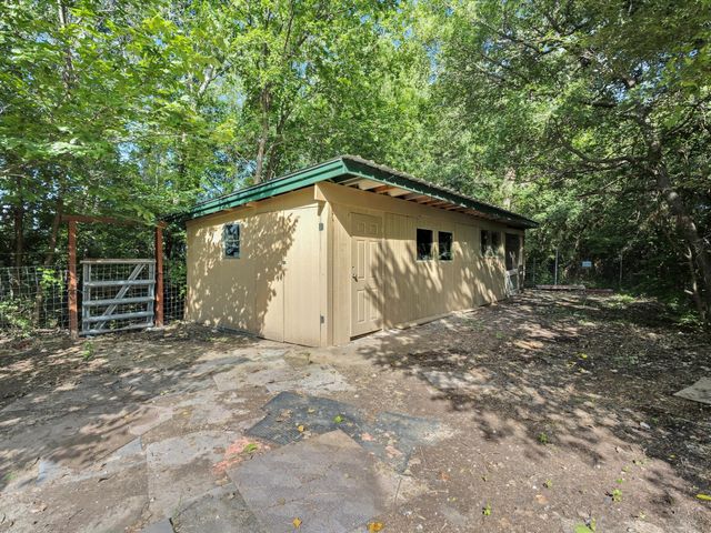 6624 Ice House Road, Weatherford, TX 76085