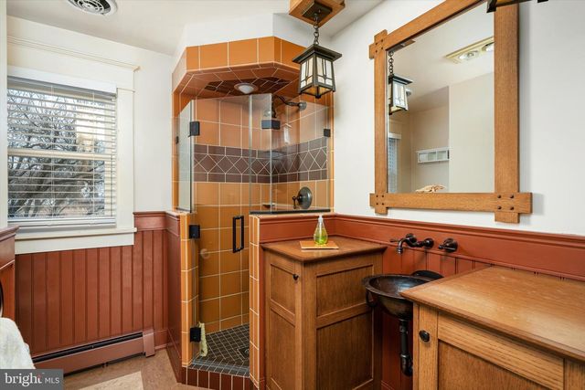 1360 EDINBURG RD, West Windsor, NJ 08550