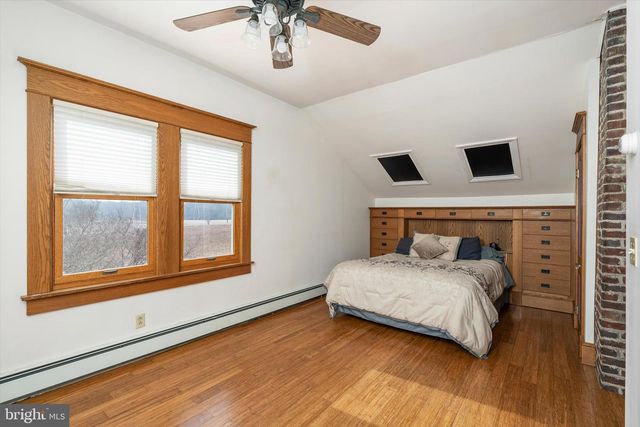 1360 EDINBURG RD, West Windsor, NJ 08550