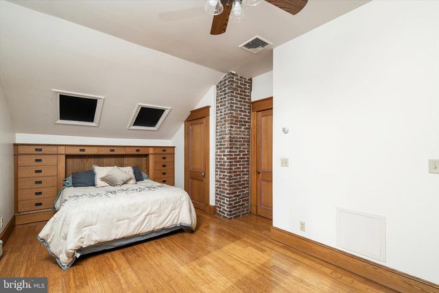 1360 EDINBURG RD, West Windsor, NJ 08550