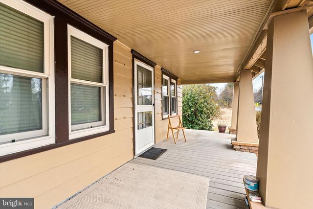 1360 EDINBURG RD, West Windsor, NJ 08550