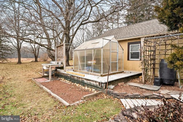 1360 EDINBURG RD, West Windsor, NJ 08550