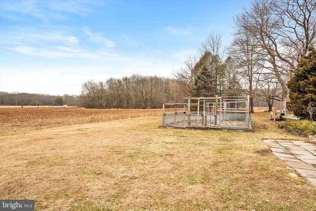 1360 EDINBURG RD, West Windsor, NJ 08550