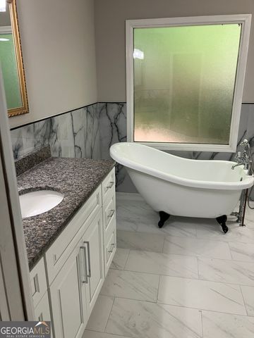 19 ROCKY SHOALS Road, Palmetto, GA 30268