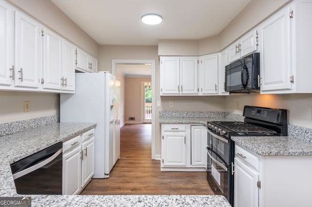1354 Sheffield Glen Way NE, Atlanta, GA 30329