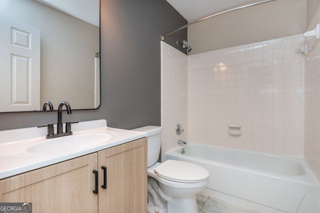 1354 Sheffield Glen Way NE, Atlanta, GA 30329