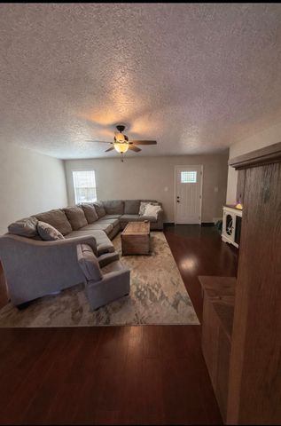 11 Dana, Lumberton, TX 77657