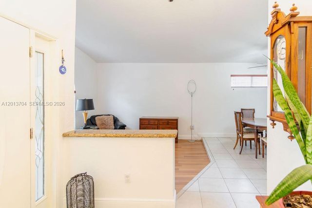 7411 W 33rd Ave, Hialeah, FL 33018