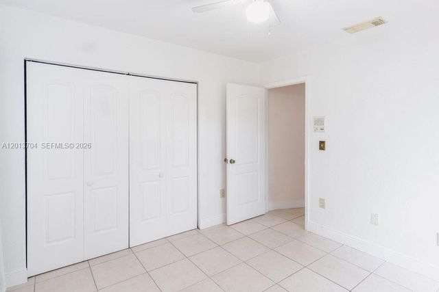 7411 W 33rd Ave, Hialeah, FL 33018