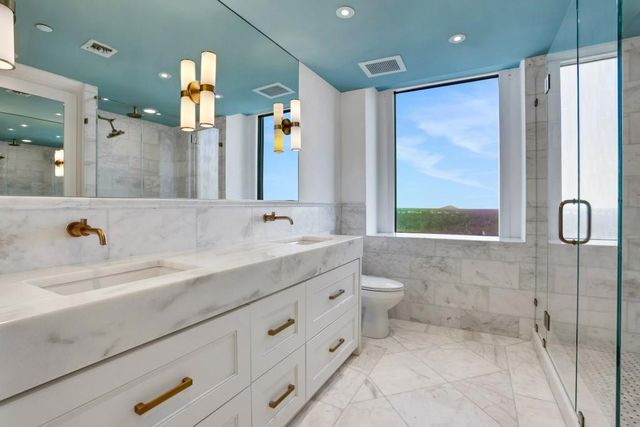 75 14th NE Street 4060, Atlanta, GA 30309