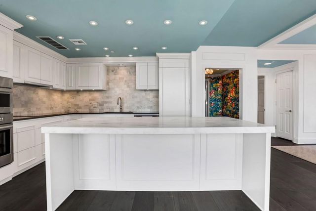 75 14th NE Street 4060, Atlanta, GA 30309