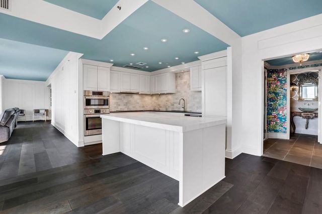 75 14th NE Street 4060, Atlanta, GA 30309