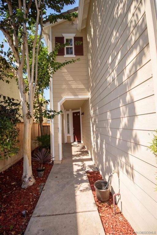 1499 Enchante, Oceanside, CA 92056 — photo 5