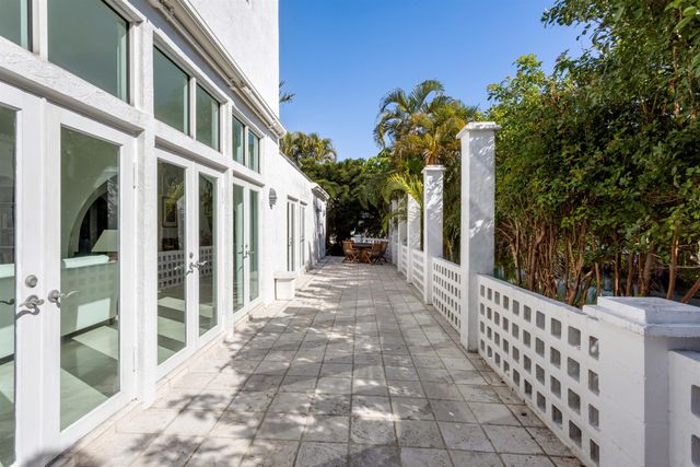 794 Staghorn Court, Boca Raton, FL 33432