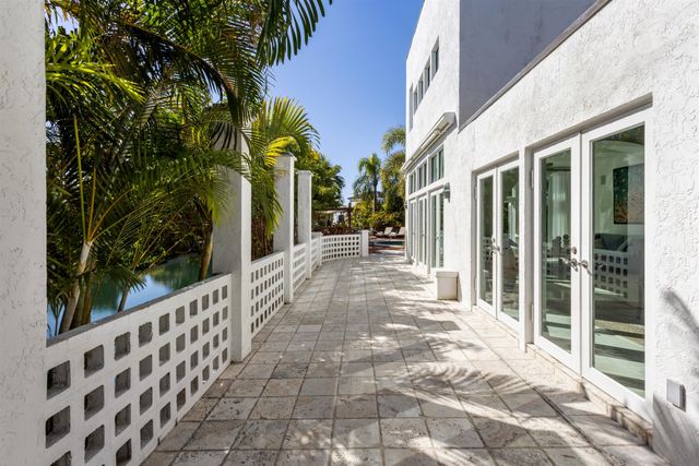 794 Staghorn Court, Boca Raton, FL 33432