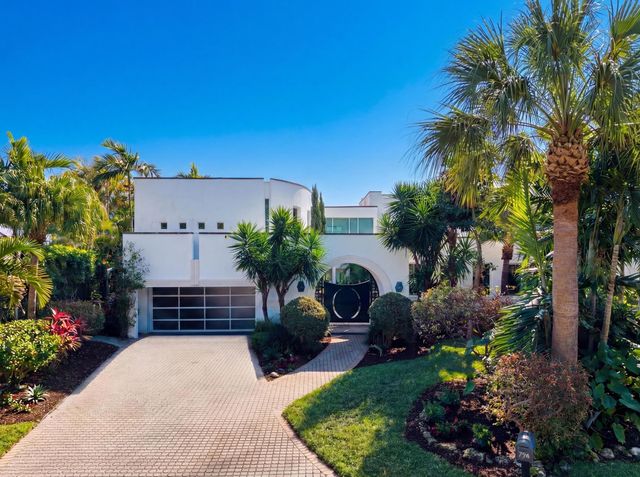 794 Staghorn Court, Boca Raton, FL 33432