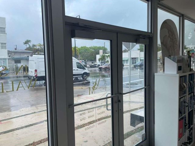 7111 Biscayne Blvd, Miami, FL 33138