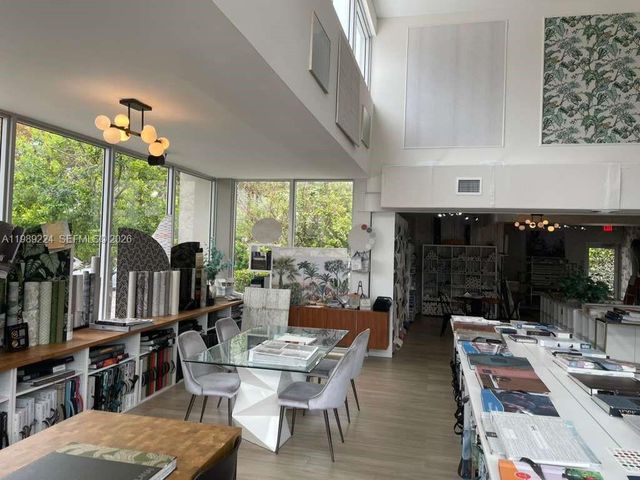 7111 Biscayne Blvd, Miami, FL 33138