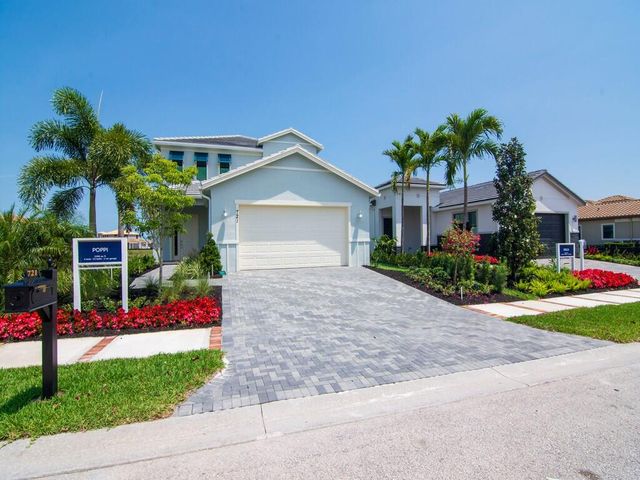 721 SE Fascino Circle, Port St. Lucie, Port St Lucie, FL 34984