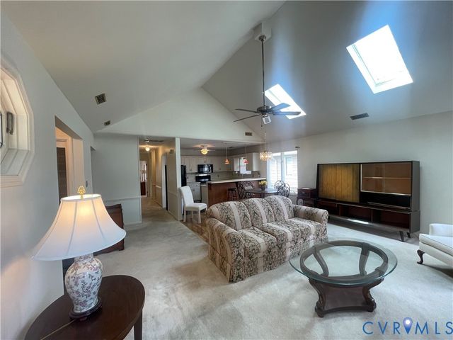 3008 W Grant St, Hopewell, VA 23860
