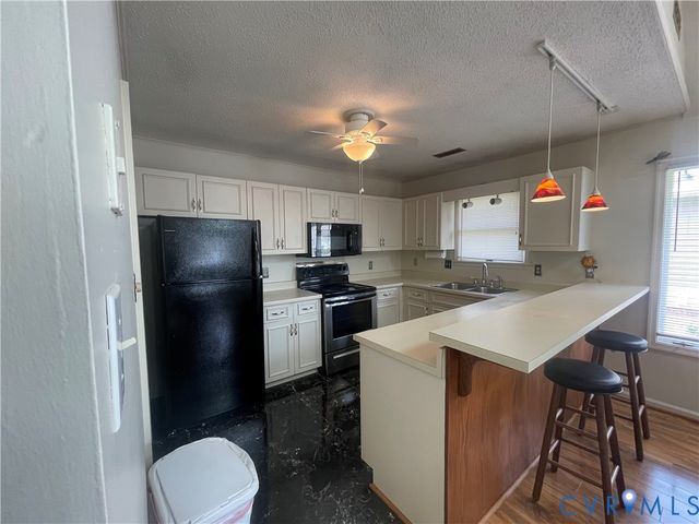 3008 W Grant St, Hopewell, VA 23860